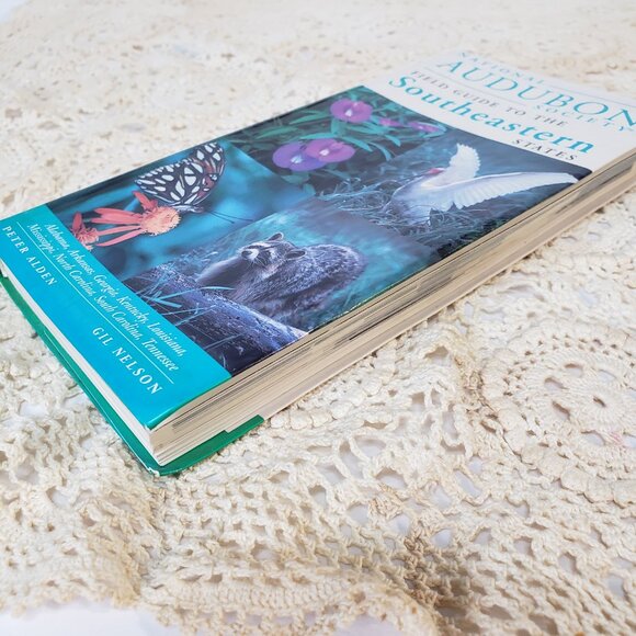 Vintage Field Guide to the Southeastern States Softcover Book - Picture 3 of 8